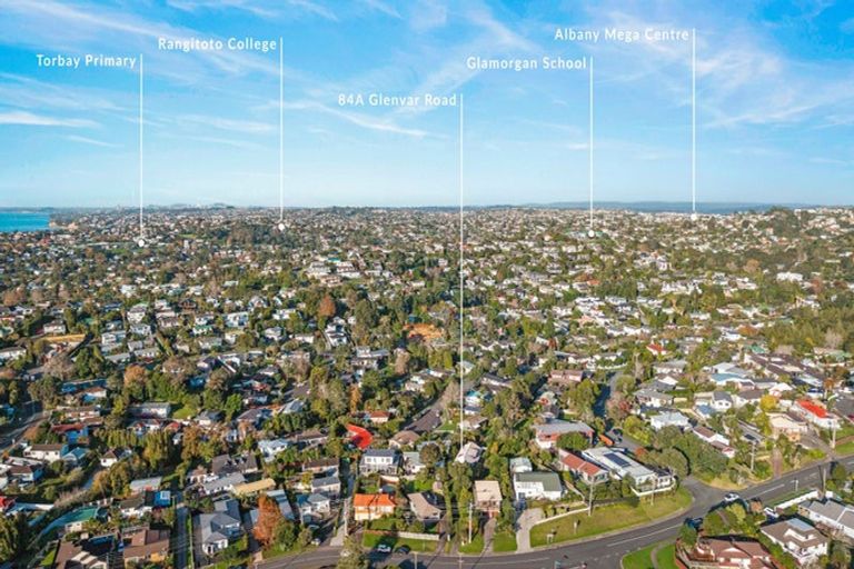 Photo of property in 2/84 Glenvar Road, Torbay, Auckland, 0630