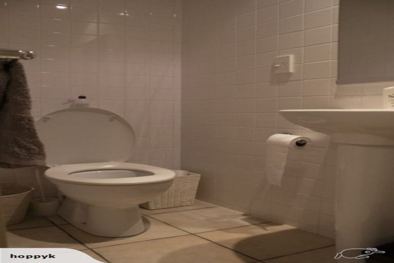 Photo of property in 2/48 May Street, Mount Maunganui, 3116