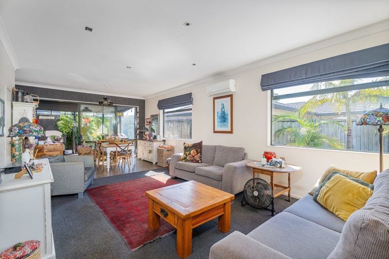 Photo of property in 51b Whitby Avenue, Whitianga, 3510