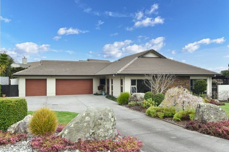 Photo of property in 20 Devoy Drive, Owhata, Rotorua, 3010