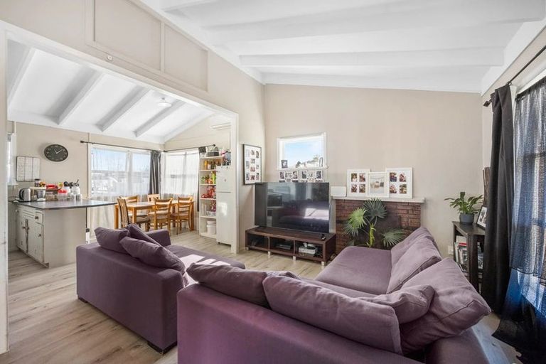 Photo of property in 11 Tasman Street, Pukekohe, 2120