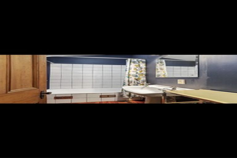 Photo of property in 2 Haines Terrace, Aro Valley, Wellington, 6021