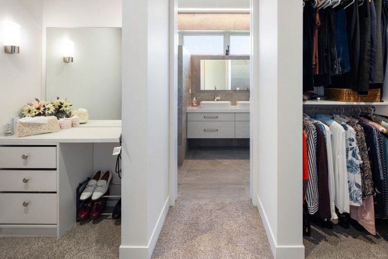 Photo of property in 1 Baxter Michael Crescent, Cambridge, 3434