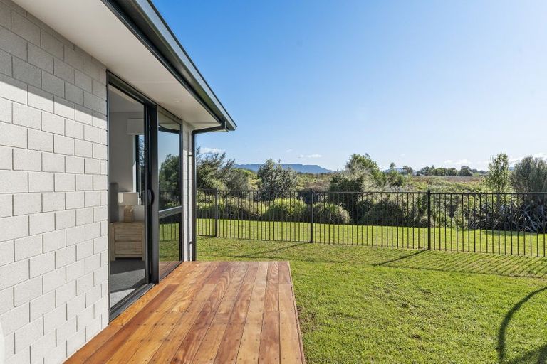 Photo of property in 18 Traverse Lane, Omokoroa, 3114
