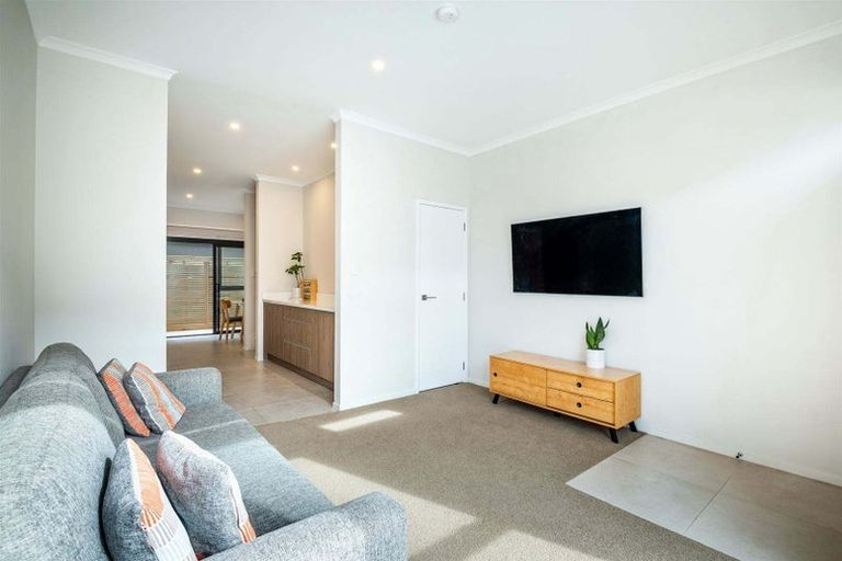 Photo of property in 15 Tuatua Road, Hobsonville, Auckland, 0616