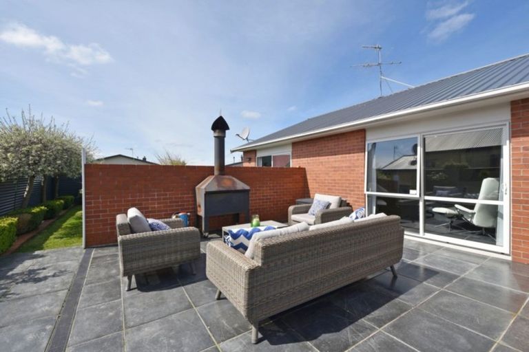 Photo of property in 16 Hoffman Court, Waikiwi, Invercargill, 9810