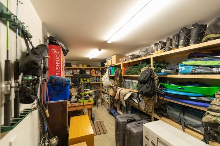 Photo of property in 6 Oxfordshire Avenue, Lower Shotover, Queenstown, 9304