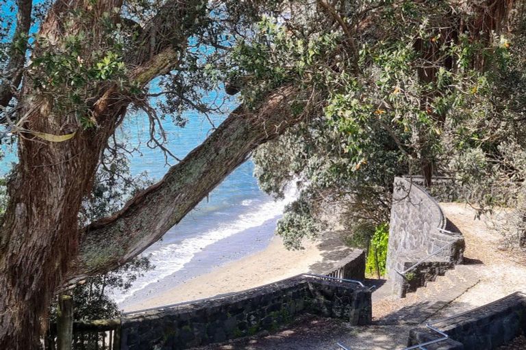 Photo of property in 1/7 The Promenade, Takapuna, Auckland, 0622