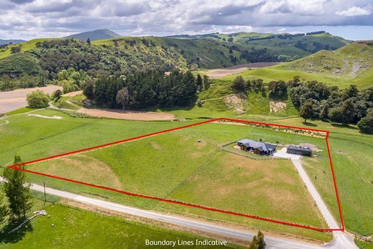 Photo of property in 64 Matapihi Road, Te Ore Ore, Masterton, 5886