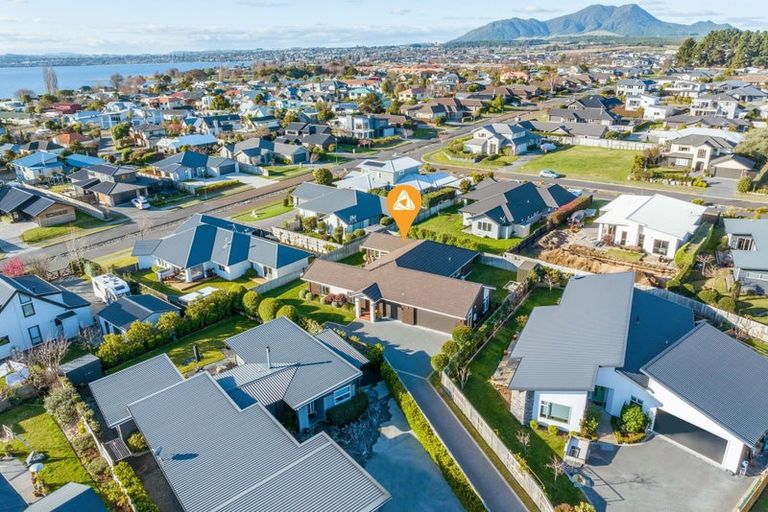 Photo of property in 11 Waianiwa Dell, Wharewaka, Taupo, 3330