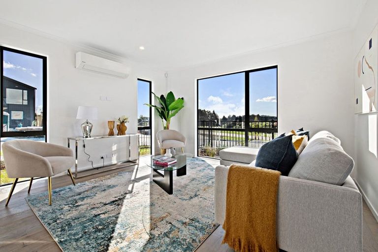 Photo of property in 20 Kilcadden Drive, Flat Bush, Auckland, 2019