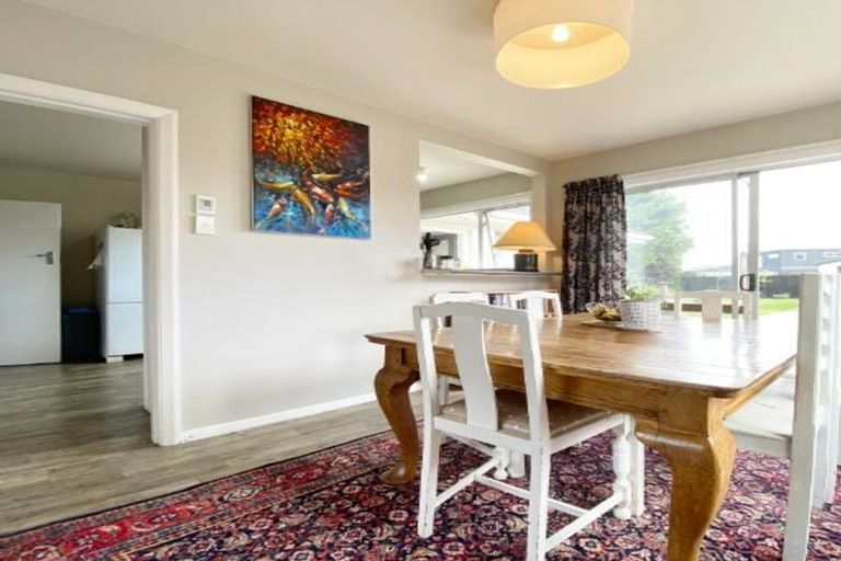 Photo of property in 121 Pages Road, Wainoni, Christchurch, 8061