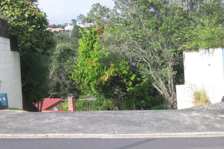 Photo of property in 16 Langstone Place, Chatswood, Auckland, 0626