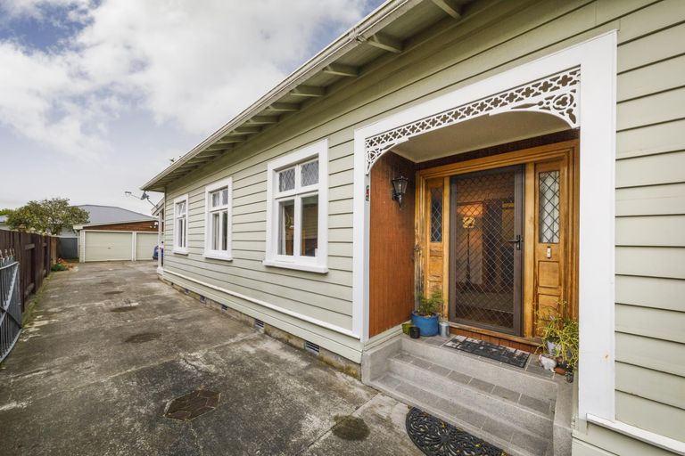 Photo of property in 9 Oxford Street, Hokowhitu, Palmerston North, 4410