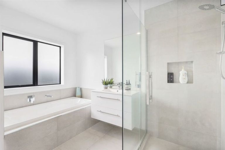 Photo of property in 19 Faber Place, Rototuna North, Hamilton, 3210