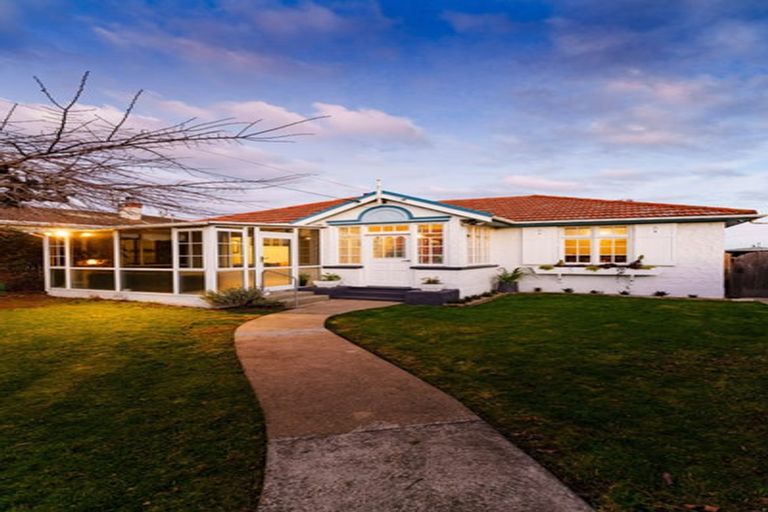 Photo of property in 19 Mornington Road, Balaclava, Dunedin, 9011