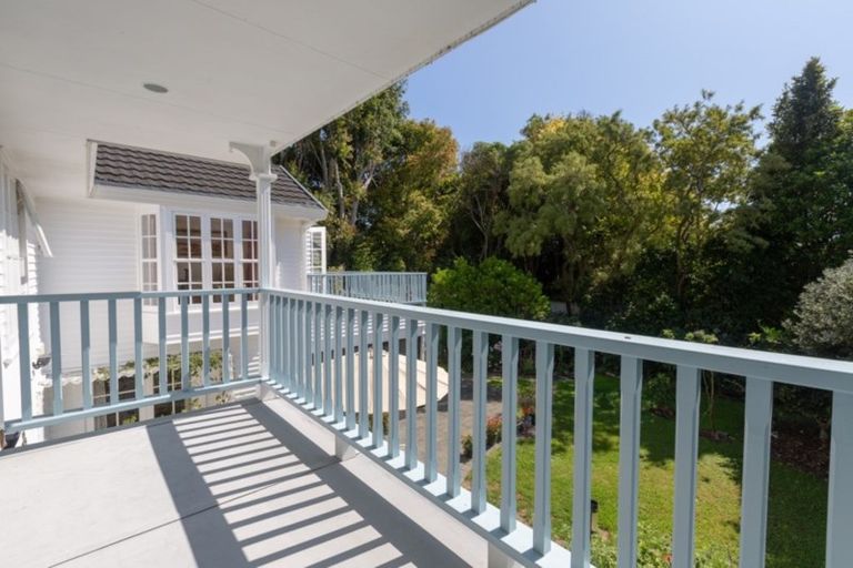 Photo of property in 429 Te Moana Road, Waikanae, 5036