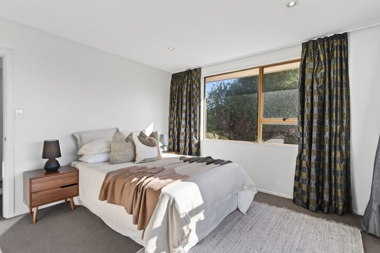 Photo of property in 94a Clyde Road, Ilam, Christchurch, 8041