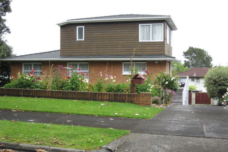 Photo of property in 11 Kanohi Terrace, Mangere Bridge, Auckland, 2022