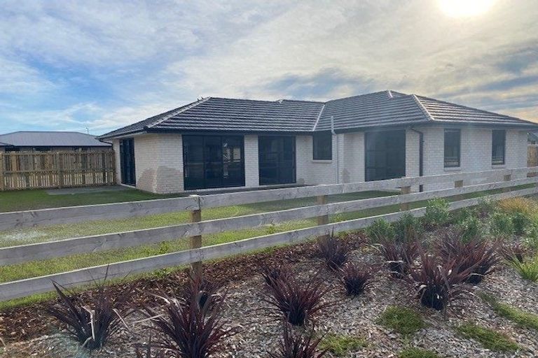 Photo of property in 5 Eilken Lane, Lincoln, 7608