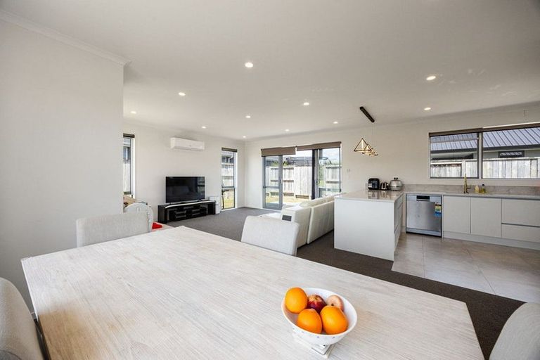 Photo of property in 30 Ruru Street, Cambridge, 3434