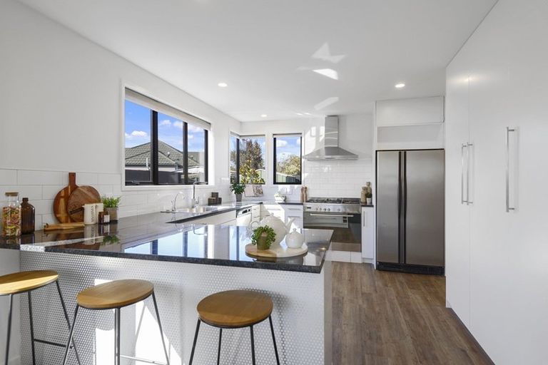 Photo of property in 103 Inwoods Close, Parklands, Christchurch, 8083