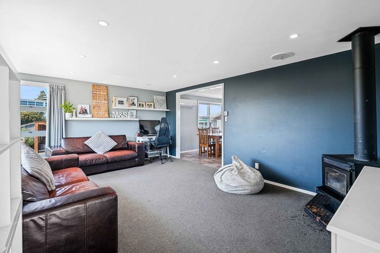 Photo of property in 8 Whelan Place, Hei Hei, Christchurch, 8042