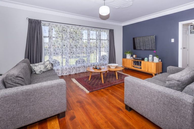 Photo of property in 52 Storey Avenue, Forest Lake, Hamilton, 3200