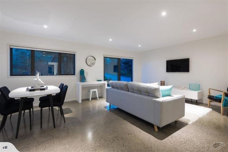 Photo of property in 11 Rita Street, Mount Maunganui, 3116