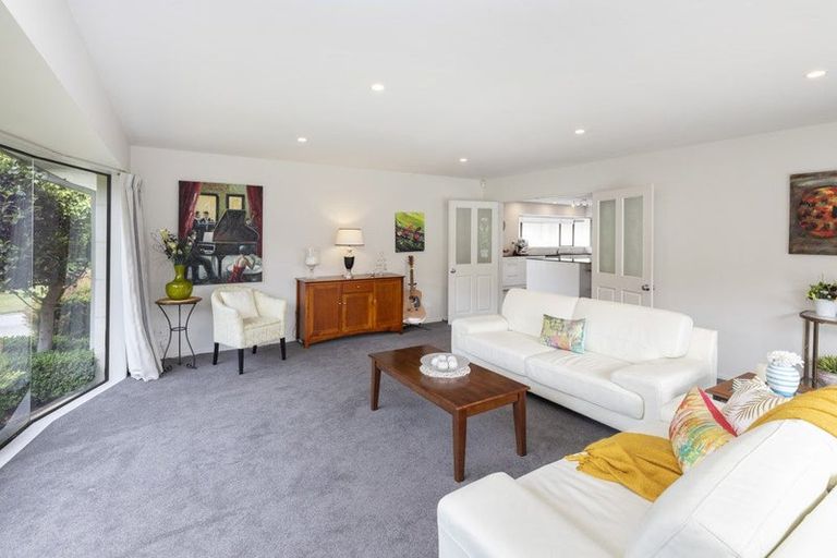 Photo of property in 19 Regent's Park Drive, Casebrook, Christchurch, 8051