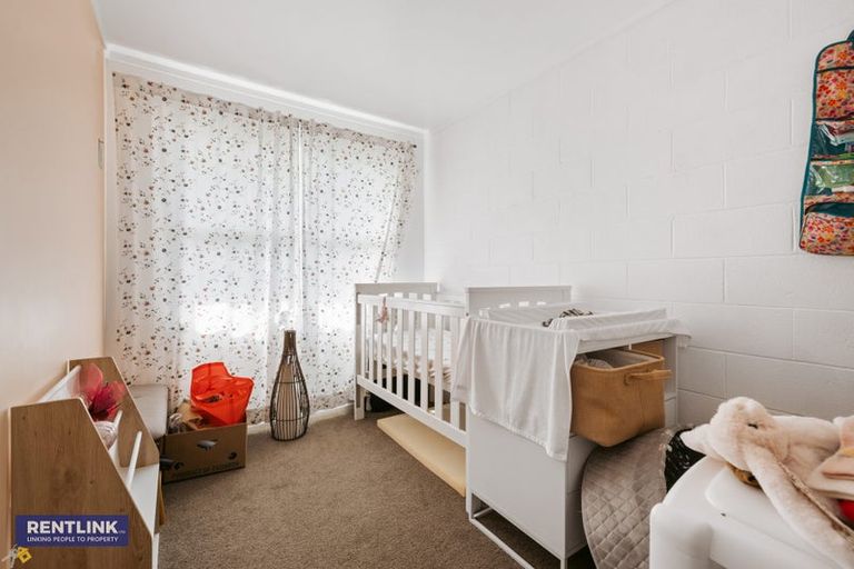 Photo of property in 33a Ngatai Road, Otumoetai, Tauranga, 3110