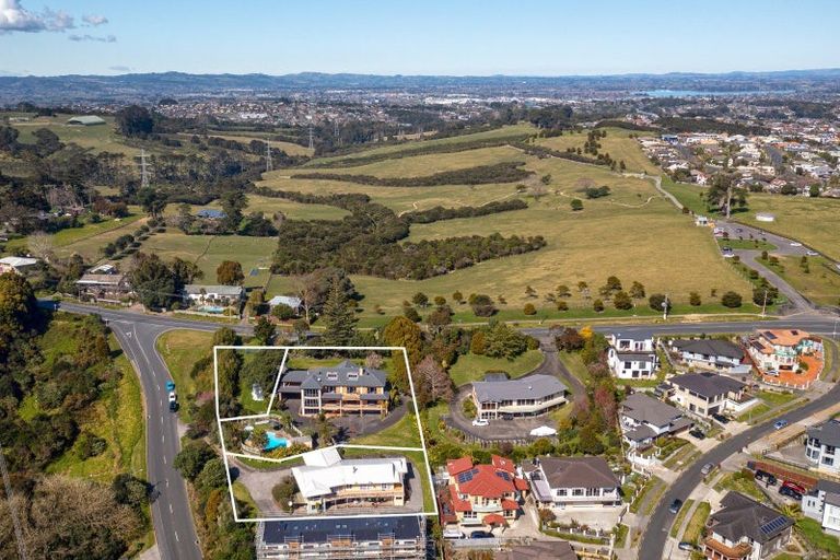 Photo of property in 156 Redoubt Road, Flat Bush, Auckland, 2019