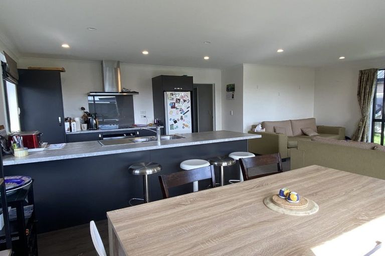 Photo of property in 8 Sholto Duncan Crescent, Halswell, Christchurch, 8025