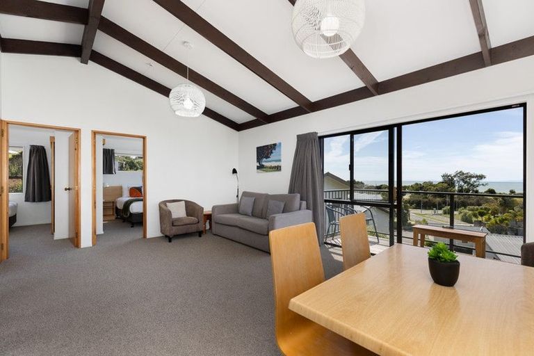 Photo of property in 8 Kotare Place, Kaiteriteri, Motueka, 7197