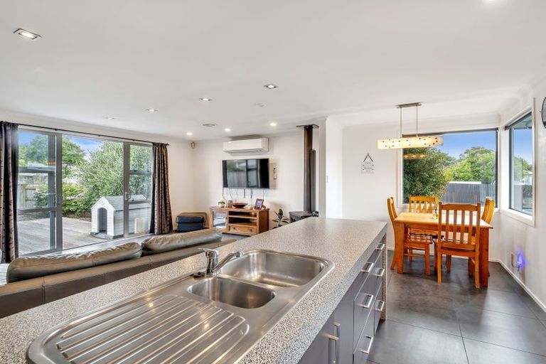 Photo of property in 61 Apollo Parade, Milson, Palmerston North, 4414