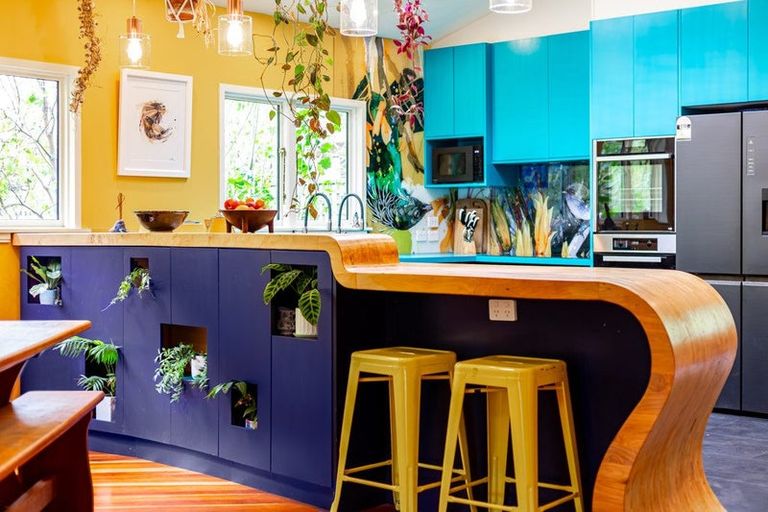 Photo of property in 65 Valley Road, Paraparaumu, 5032