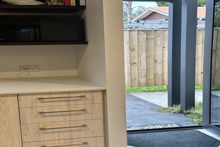 Photo of property in 7/22 Yeovil Road, Te Atatu Peninsula, Auckland, 0610