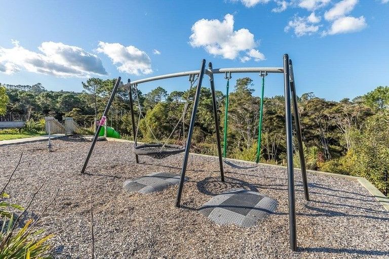 Photo of property in 47 Waka Street, Albany Heights, Auckland, 0632