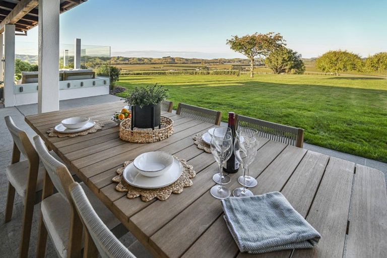 Photo of property in 266 Moteo Pa Road, Puketapu, Napier, 4183