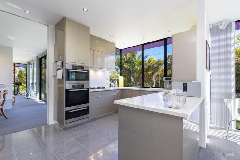 Photo of property in 52 Penrose Street, Woburn, Lower Hutt, 5010