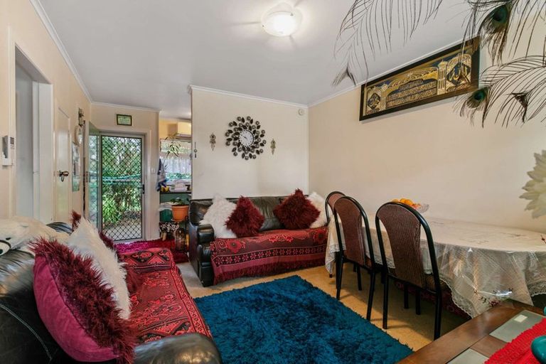Photo of property in 8/11 Oakland Avenue, Papatoetoe, Auckland, 2025