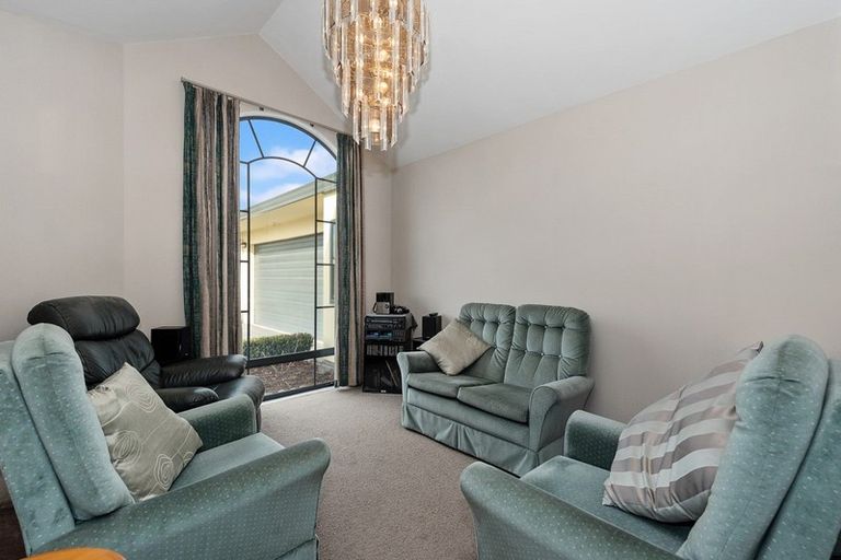 Photo of property in 3 Badminton Court, Huntington, Hamilton, 3210