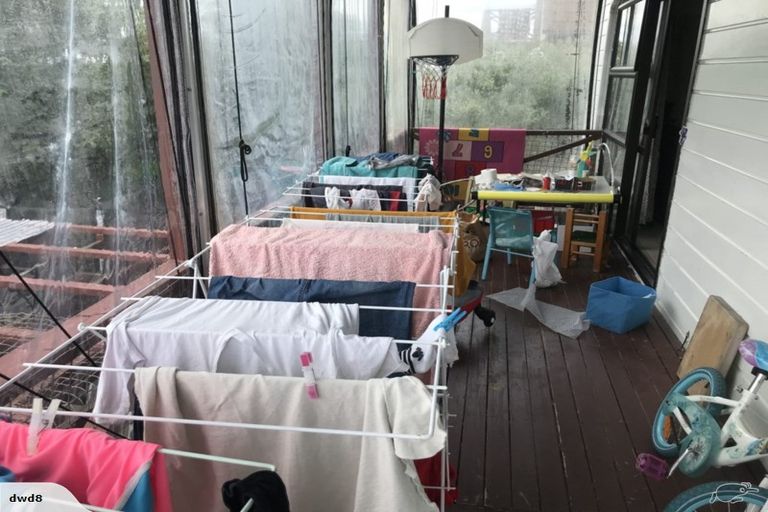 Photo of property in 5/11 Hall Road, Glenfield, Auckland, 0629