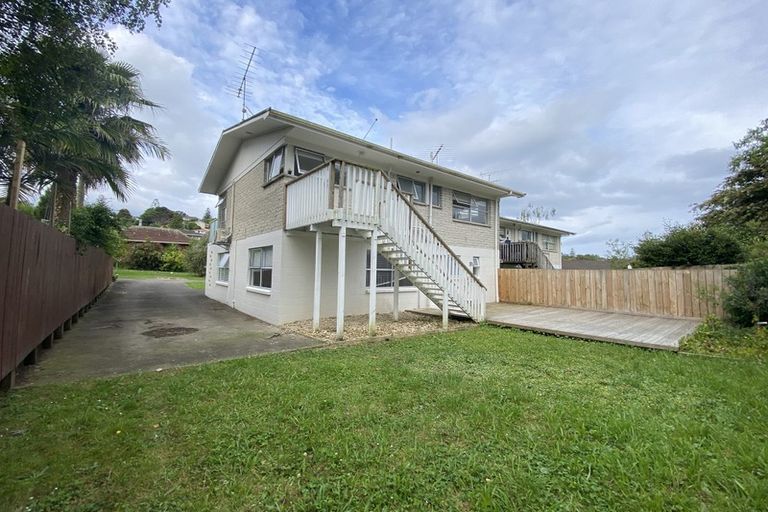 Photo of property in 1/36 Sandiacre Way, Browns Bay, Auckland, 0630