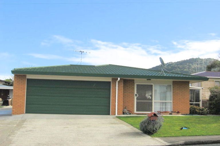Photo of property in 6a Ford Avenue, Te Kamo, Whangarei, 0112