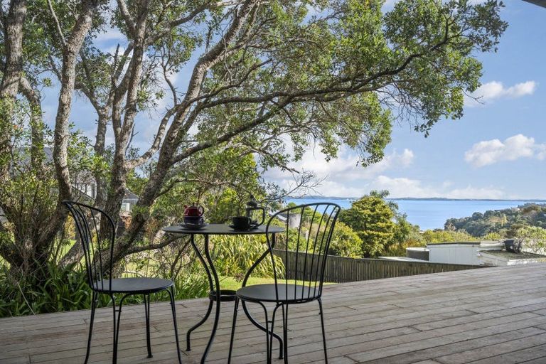 Photo of property in 28 Pacific Parade, Surfdale, Waiheke Island, 1081