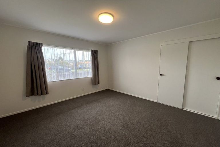 Photo of property in 1/7 Alice Avenue, Orewa, 0931