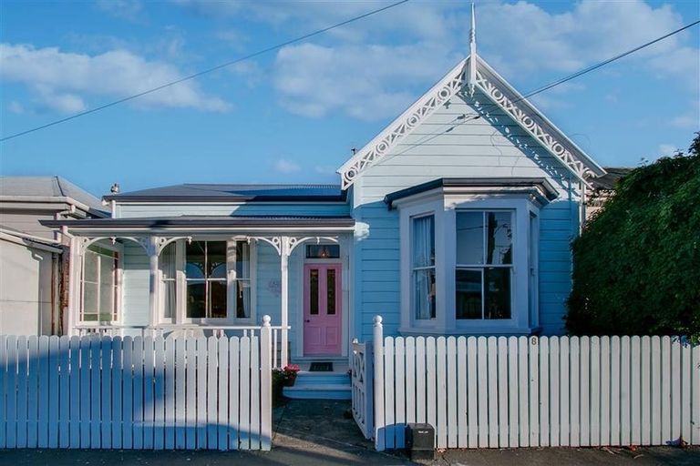 Photo of property in 8 Sale Street, Napier South, Napier, 4110