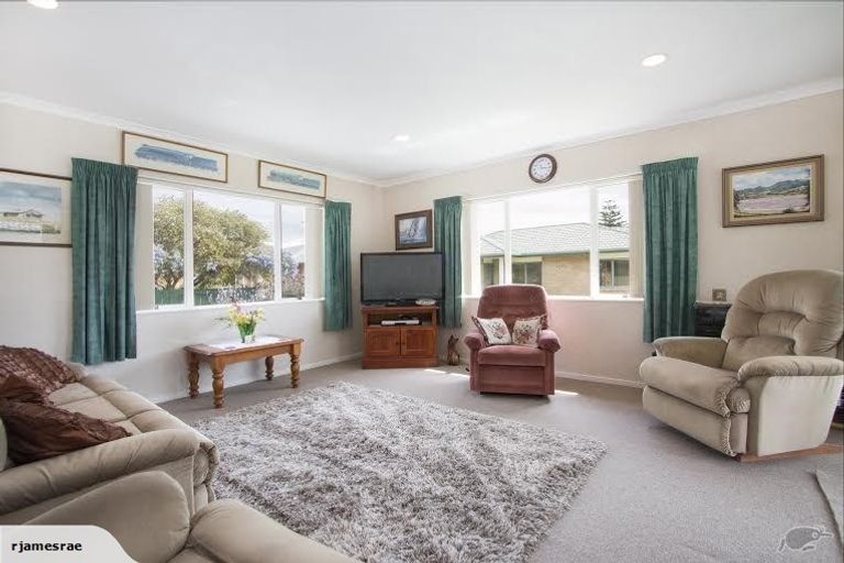 Photo of property in 11 Donegal Place, Katikati, 3129