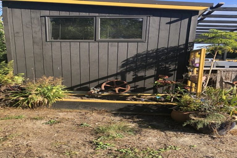 Photo of property in 8 Parawera Drive, Acacia Bay, Taupo, 3330